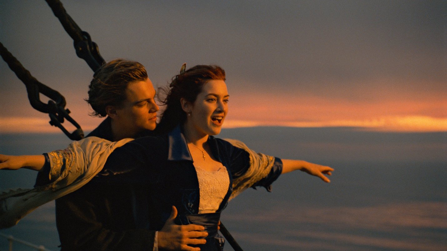 Mid shot Titanic