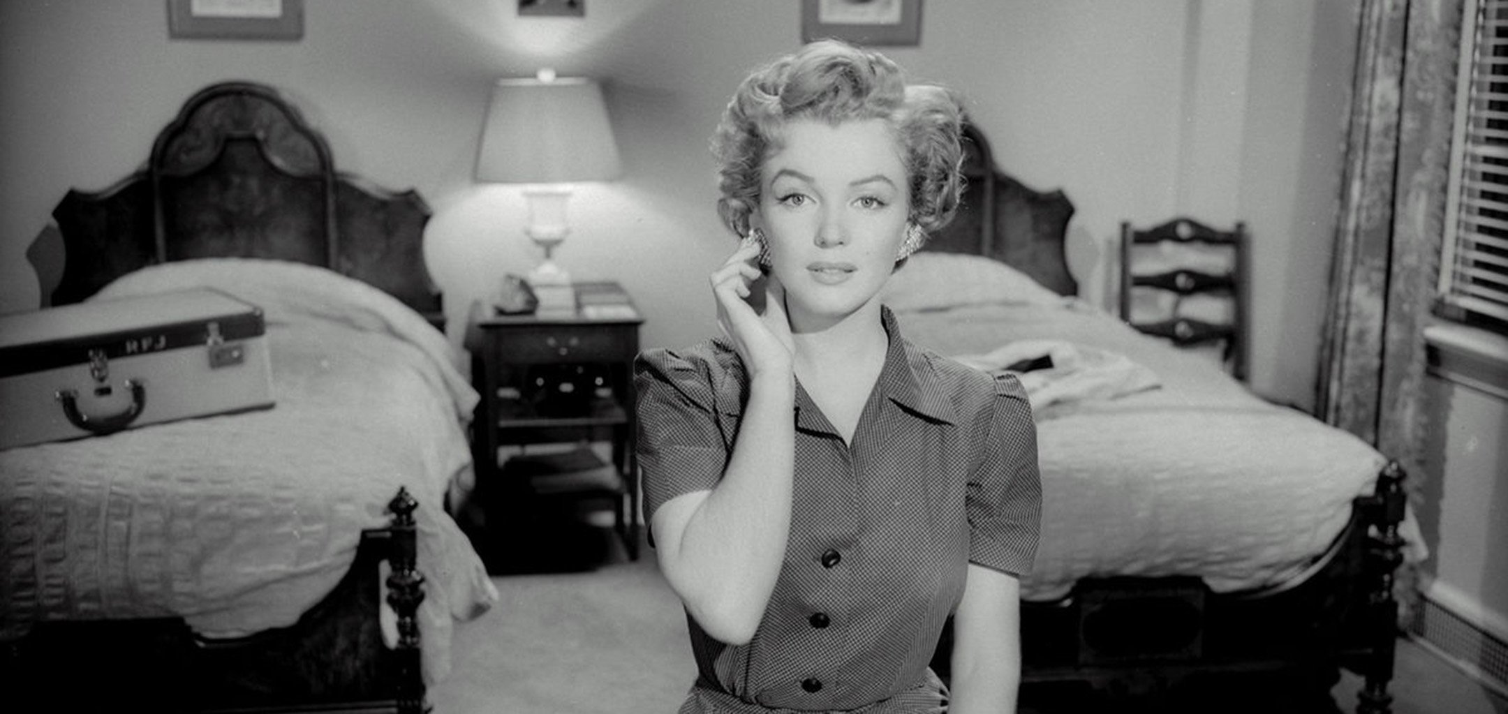 Marilyn Monroe in Don't Bother to Knock (1952)